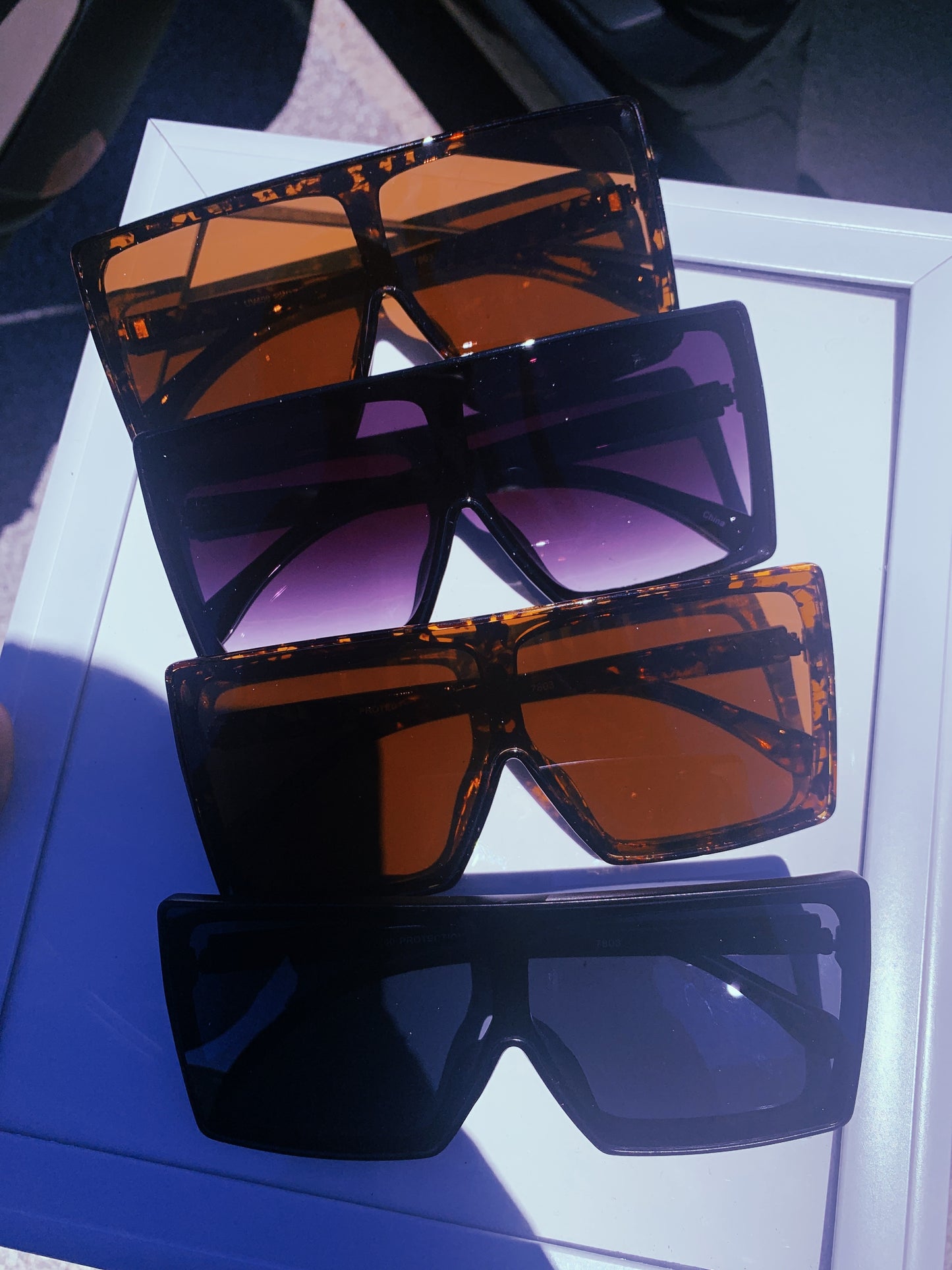 Ariana Shades